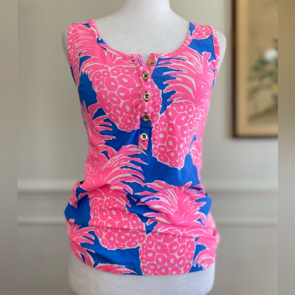 Lilly Pulitzer Merrill Tank Top in the "Blue Haven Little Flamenco" print XXS
